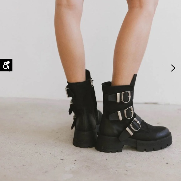 Steve Madden Roland Boots Combat Size 11 Black Side Zipper Triple Buckle Edgy - Picture 2 of 14